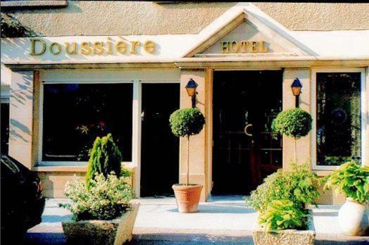 多斯乐j酒店 - 拉里坎塔餐厅 勒罗齐耶 外观 照片